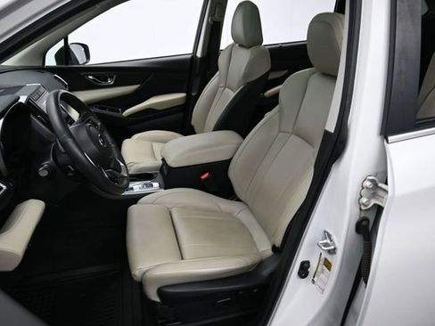Used 2022 Subaru Ascent Limited w/ Technology Package image 11