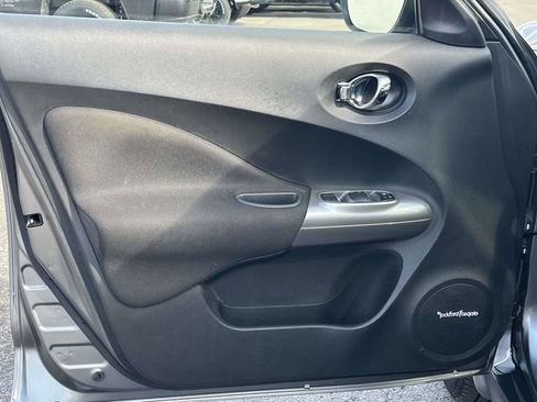 Used 2013 Nissan Juke SL w/ Midnight Edition image 15