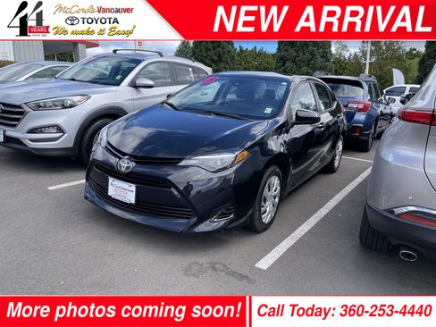Certified 2018 Toyota Corolla LE FWD image 1