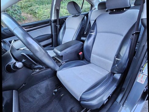 Used 2019 Subaru Legacy 2.5i Sport image 19