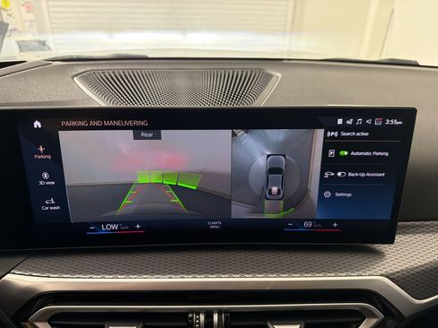 Certified 2024 BMW 330i Sedan w/ M Sport Package RWD image 27