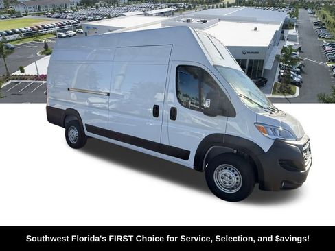 New 2026 RAM ProMaster 3500 w/ Premium Convenience Group FWD image 2