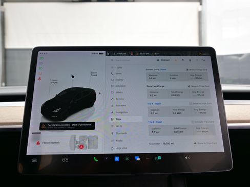 Used 2022 Tesla Model Y Performance image 21