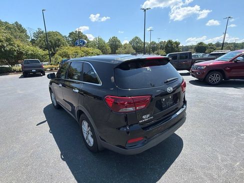 Used 2019 Kia Sorento L FWD image 5
