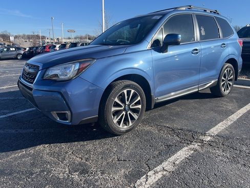 Used 2017 Subaru Forester 2.0XT Touring image 2