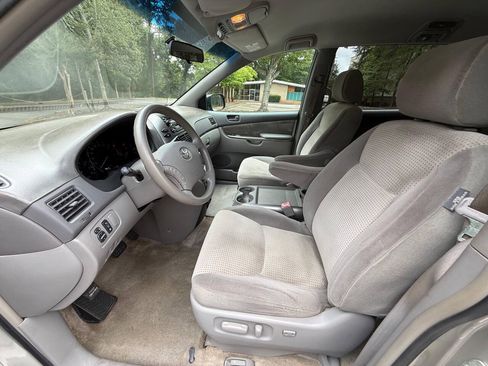 Used 2006 Toyota Sienna LE FWD image 14