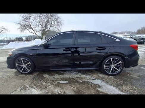 Used 2023 Honda Civic Touring image 5