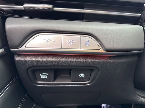 New 2026 Genesis GV80 3.5T e-SC AWD/4WD image 39