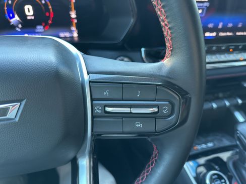 Used 2023 Chevrolet Colorado Z71 w/ Z71 Convenience Package 2 image 30