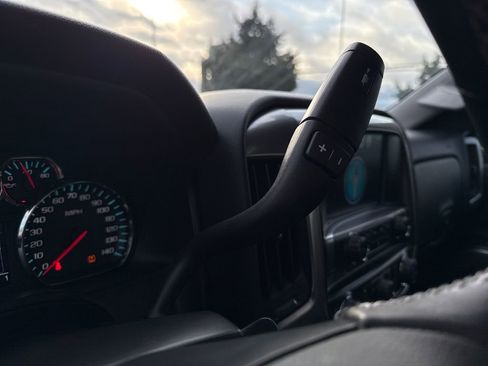 Used 2017 Chevrolet Silverado 2500 LT w/ LT Convenience Package image 30