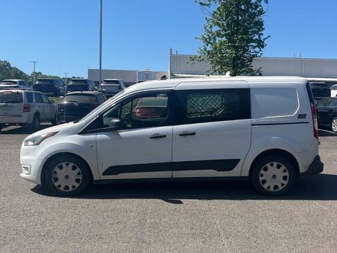 Used 2019 Ford Transit Connect XLT image 2