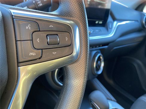 Used 2023 Chevrolet Blazer LT image 21