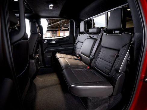 Used 2024 GMC Sierra 1500 AT4X w/ AT4X AEV Edition image 20