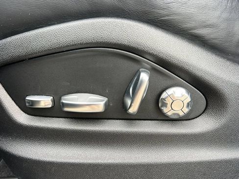 Used 2021 Porsche Cayenne AWD/4WD image 11