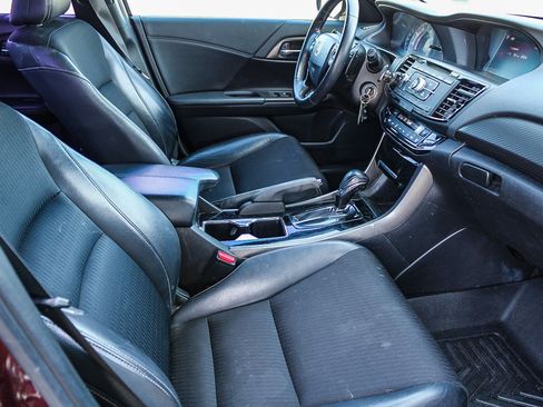 Used 2016 Honda Accord Sport image 18
