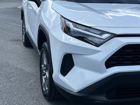Used 2024 Toyota RAV4 XLE AWD/4WD image 13