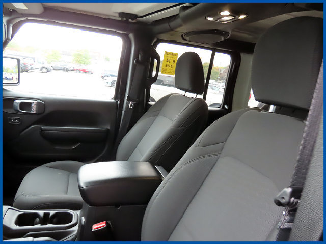 Used 2021 Jeep Wrangler Unlimited Sport AWD/4WD image 13