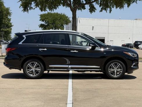 Used 2020 INFINITI QX60 Luxe w/ Essential Package AWD/4WD image 3