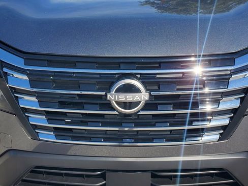 New 2026 Nissan Rogue SV image 10