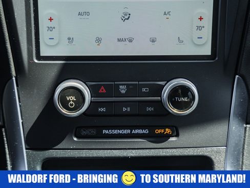 Used 2022 Ford Edge ST w/ Equipment Group 401A AWD/4WD image 26