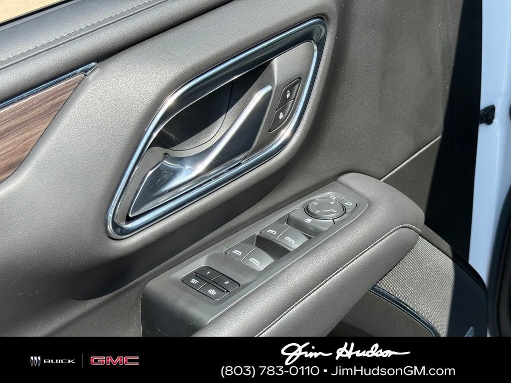 Certified 2021 Chevrolet Suburban Z71 w/ Rear Media and Nav Package AWD/4WD image 24