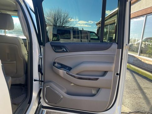 Used 2015 GMC Yukon XL SLT image 18