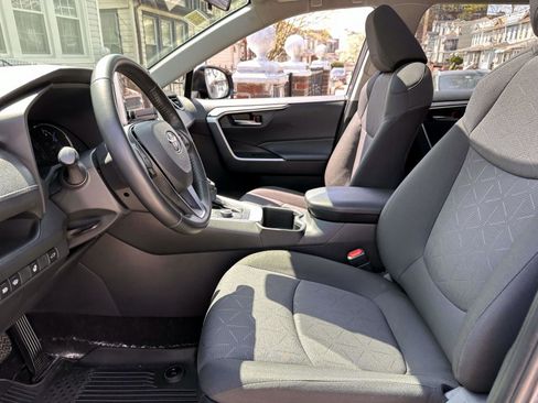 Certified 2025 Toyota RAV4 XLE w/ Convenience Package image 17