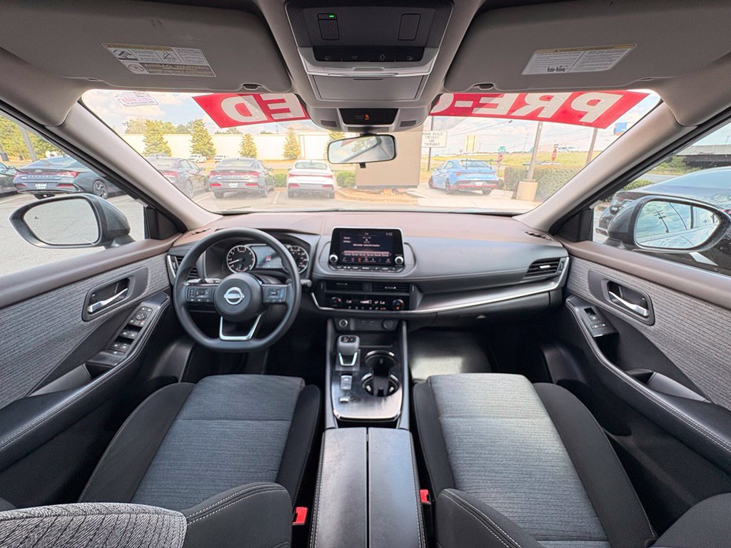Used 2023 Nissan Rogue SV FWD image 29