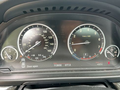 Used 2014 BMW 528i xDrive Sedan AWD/4WD image 34