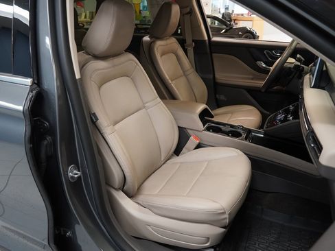 Used 2022 Lincoln Corsair AWD w/ Equipment Group 101A image 24