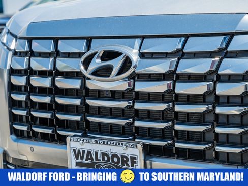 Used 2024 Hyundai Palisade Calligraphy AWD/4WD image 11