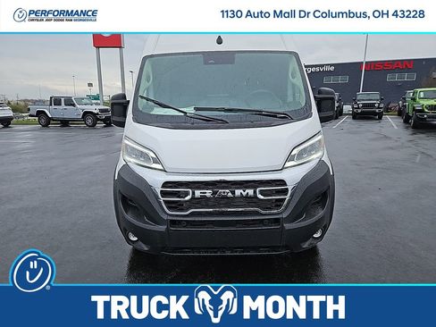New 2025 RAM ProMaster 2500 w/ Quick Order Package 22G SLT image 7