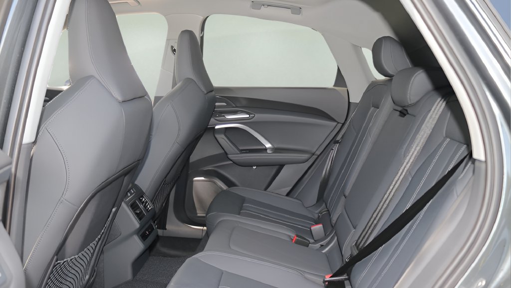 Used 2026 Audi Q5 Premium Plus AWD/4WD image 39
