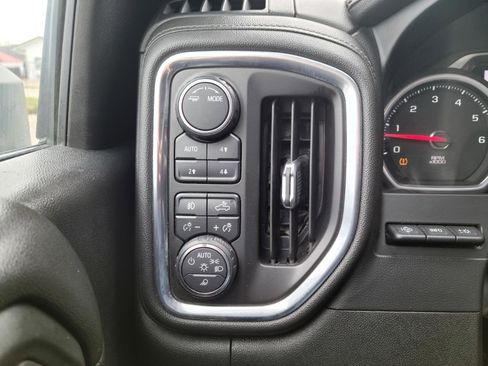 Used 2020 Chevrolet Silverado 3500 LTZ w/ LTZ Premium Package image 13