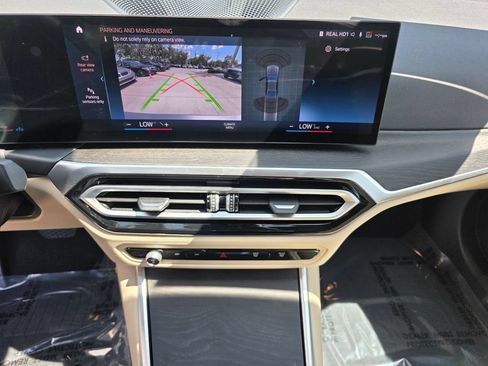 Certified 2023 BMW 330i xDrive Sedan w/ Convenience Package AWD/4WD image 23