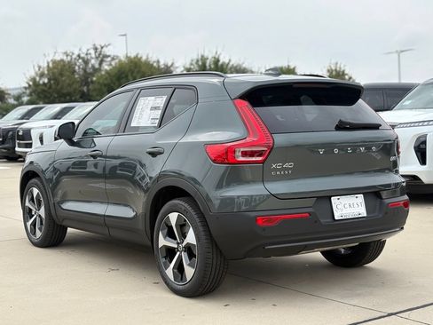 New 2026 Volvo XC40 B5 Plus w/ Protection Package Premier AWD/4WD image 6