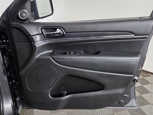 Used 2021 Jeep Grand Cherokee Overland image 36