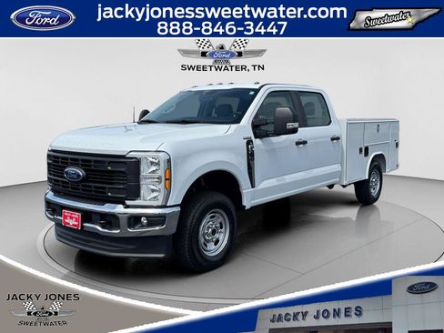 New 2026 Ford F250 XL w/ XL Chrome Package AWD/4WD image 1