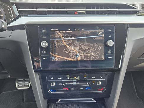 Used 2022 Volkswagen Arteon SE FWD image 17