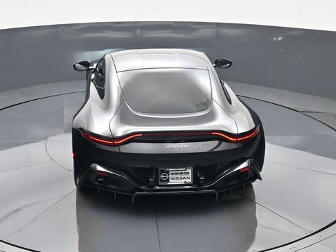 Used 2019 Aston Martin V8 Vantage Coupe image 33