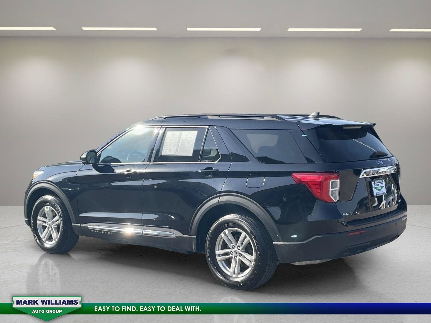 Used 2022 Ford Explorer XLT AWD/4WD image 6