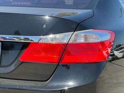 Used 2015 Honda Accord LX image 26
