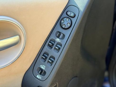 Used 2008 Pontiac Grand Prix w/ Sun And Sound Package FWD image 17