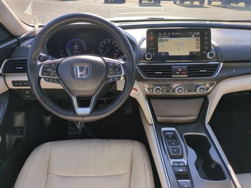 Used 2019 Honda Accord Touring image 30