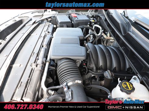 Used 2024 GMC Yukon AT4 w/ Technology Package AWD/4WD image 49