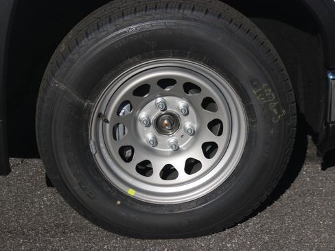 New 2026 GMC Sierra 1500 Pro image 9