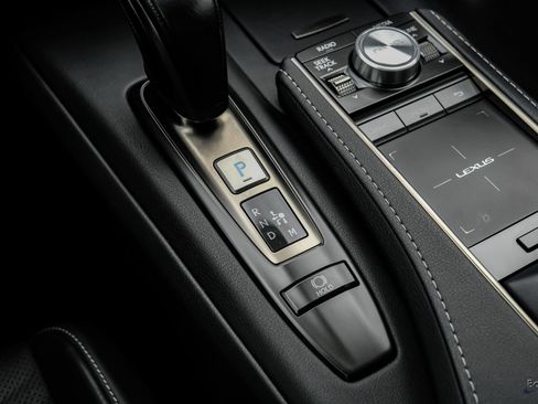 Used 2021 Lexus LC 500 Convertible w/ Touring Package RWD image 49
