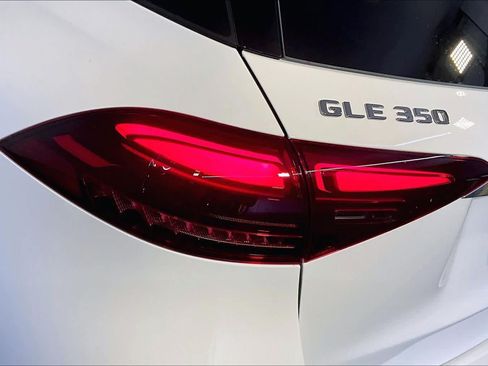 New 2026 Mercedes-Benz GLE 350 4MATIC image 5