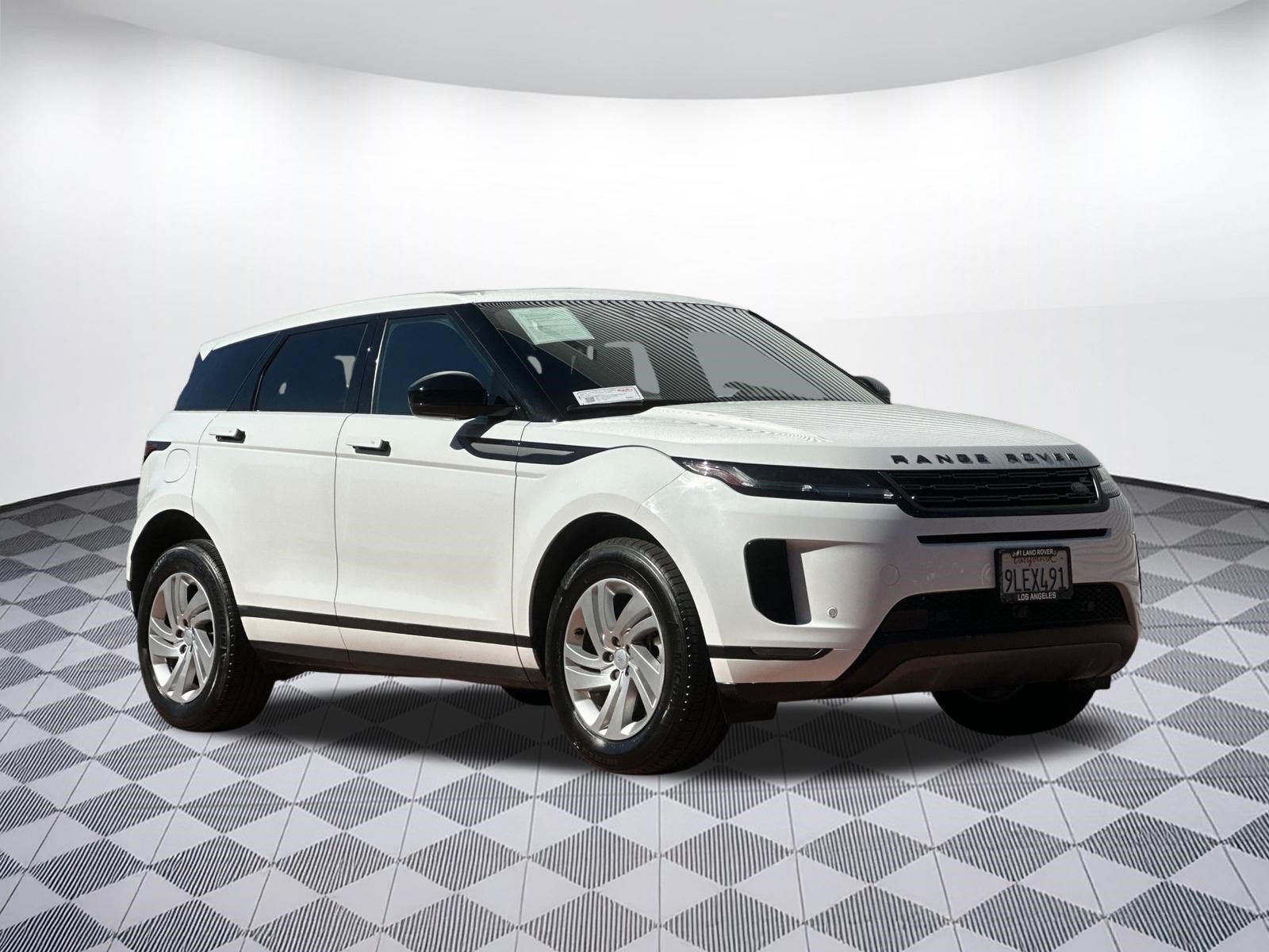 Used 2024 Land Rover Range Rover Evoque S AWD/4WD image 7