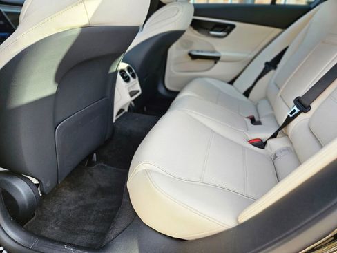 Certified 2025 Mercedes-Benz C 300 4MATIC Sedan image 14